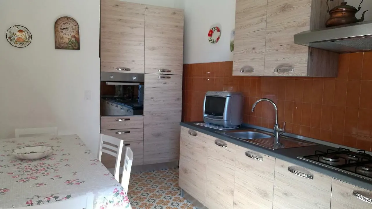 Apartmán Casa Laura Brenzone sul Garda